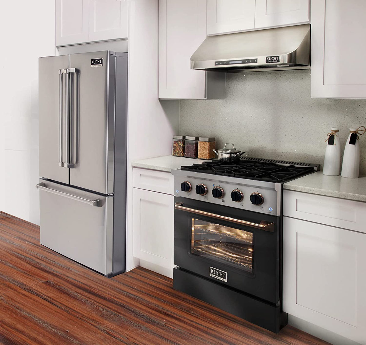 Kucht Signature 30" Gas Range with Convection Oven in Black with Black Knobs & Gold Handle KNG301-K-GOLD