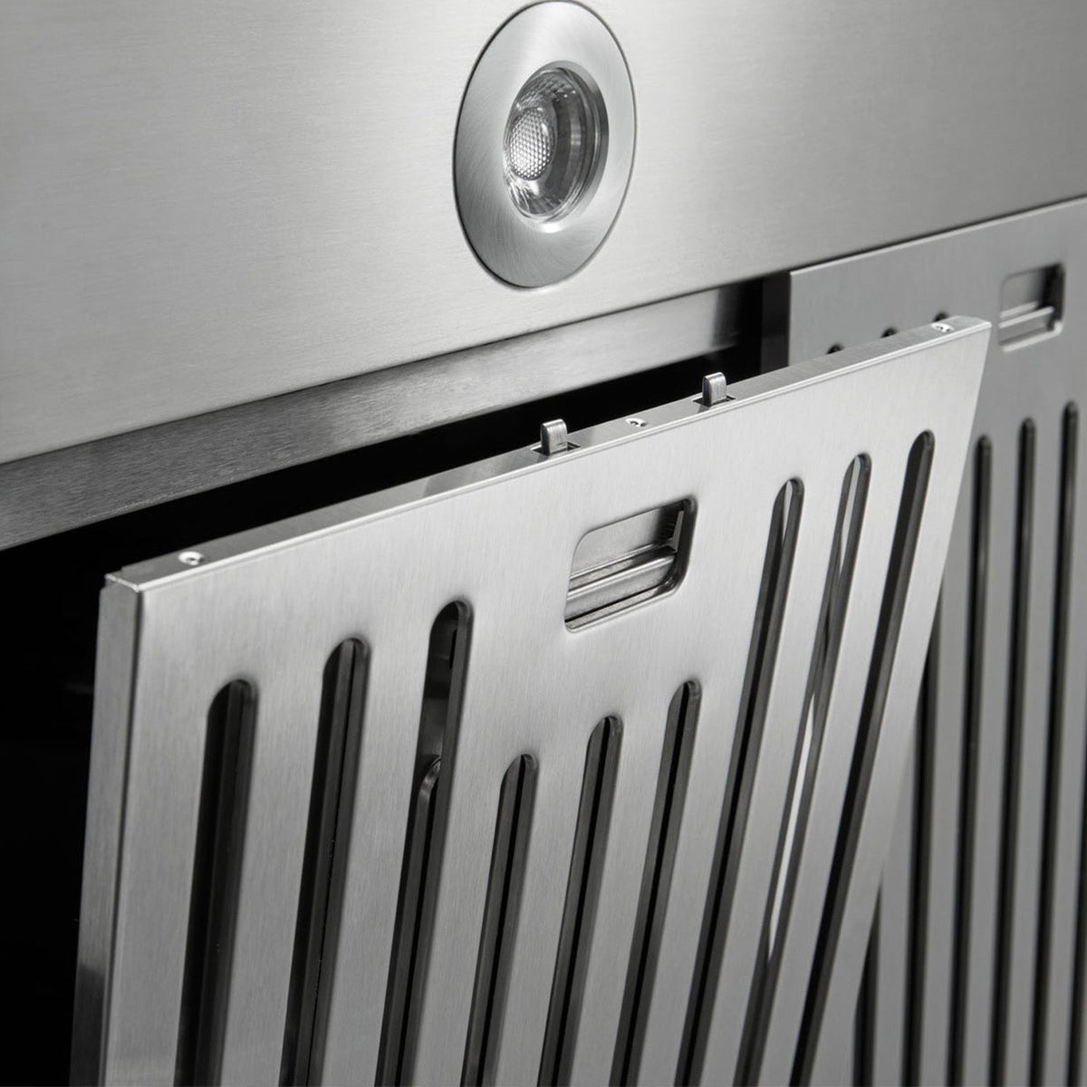 Thor Kitchen 36” Professional Wall Mount Pyramid Range Hood with 800 CFM Motor in Stainless Steel TRH36P