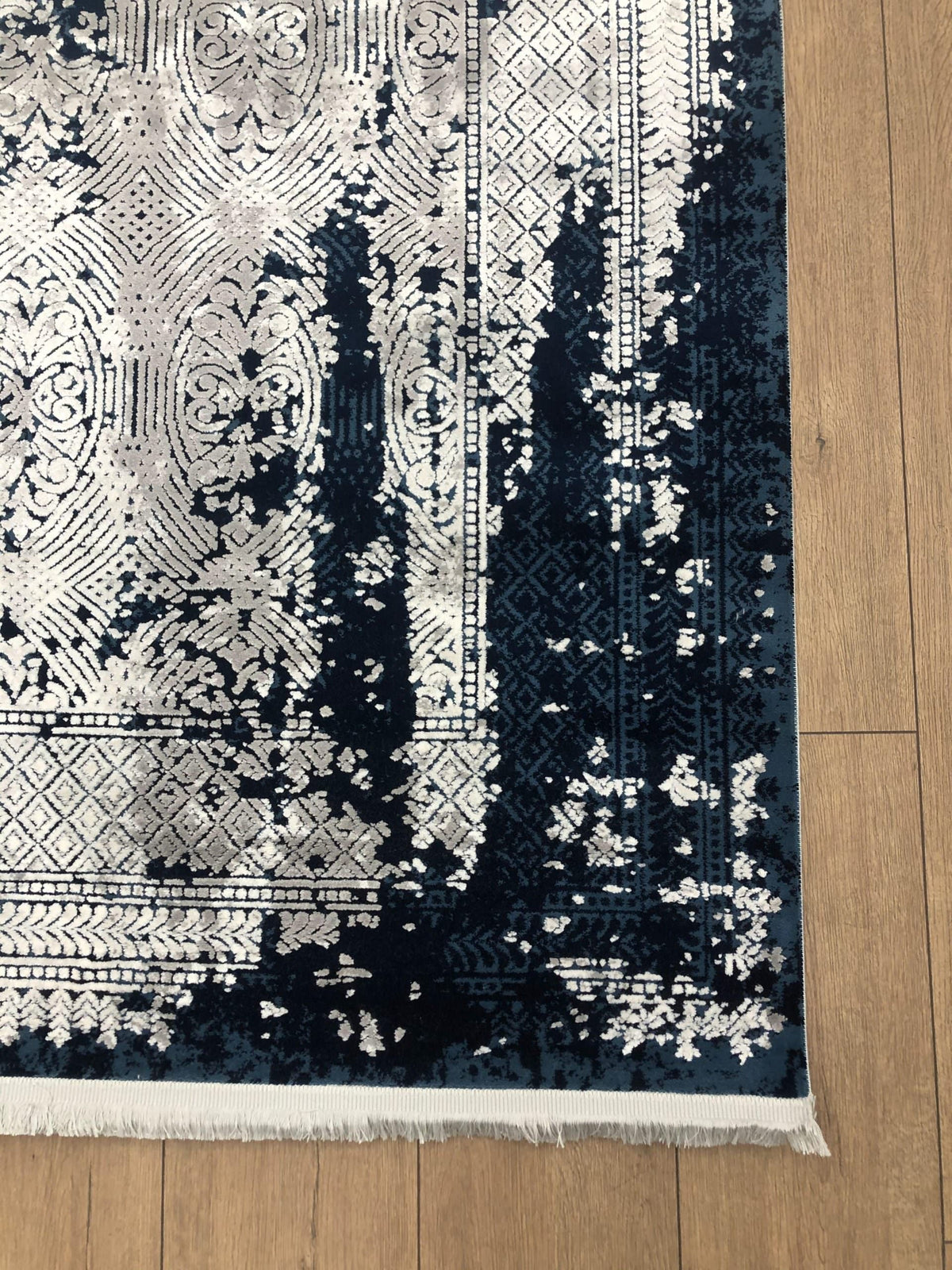 Whiteline Modern Living Juliet Rug - RU1911 - MyBBQDirect