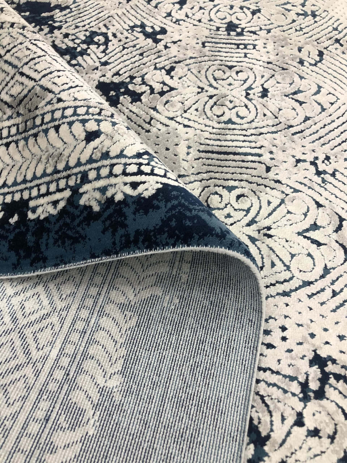 Whiteline Modern Living Juliet Rug - RU1911 - MyBBQDirect
