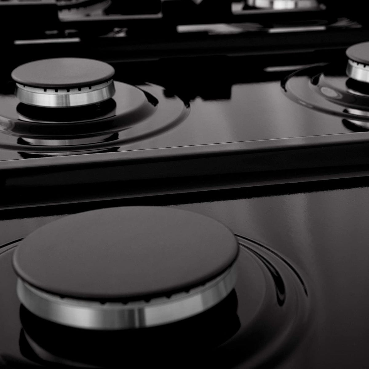 ZLINE 48” Professional Porcelain Rangetop in Black Stainless with 7 Gas Burners