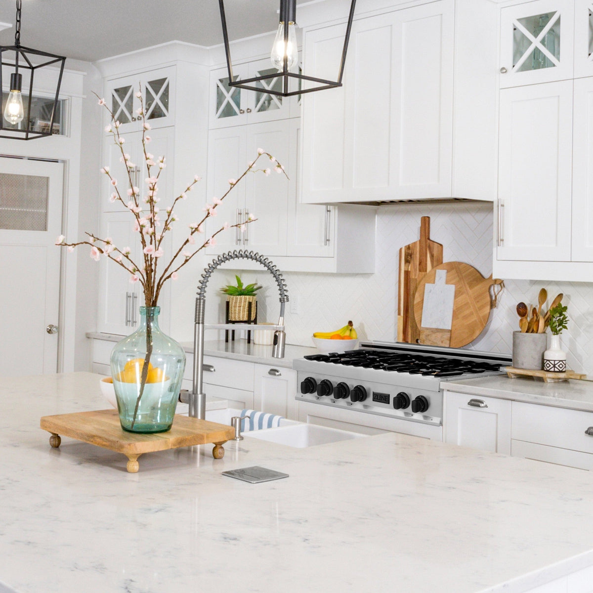 ZLINE Autograph Edition 36" Porcelain Rangetop with 6 Gas Burners in Stainless Steel with Accents