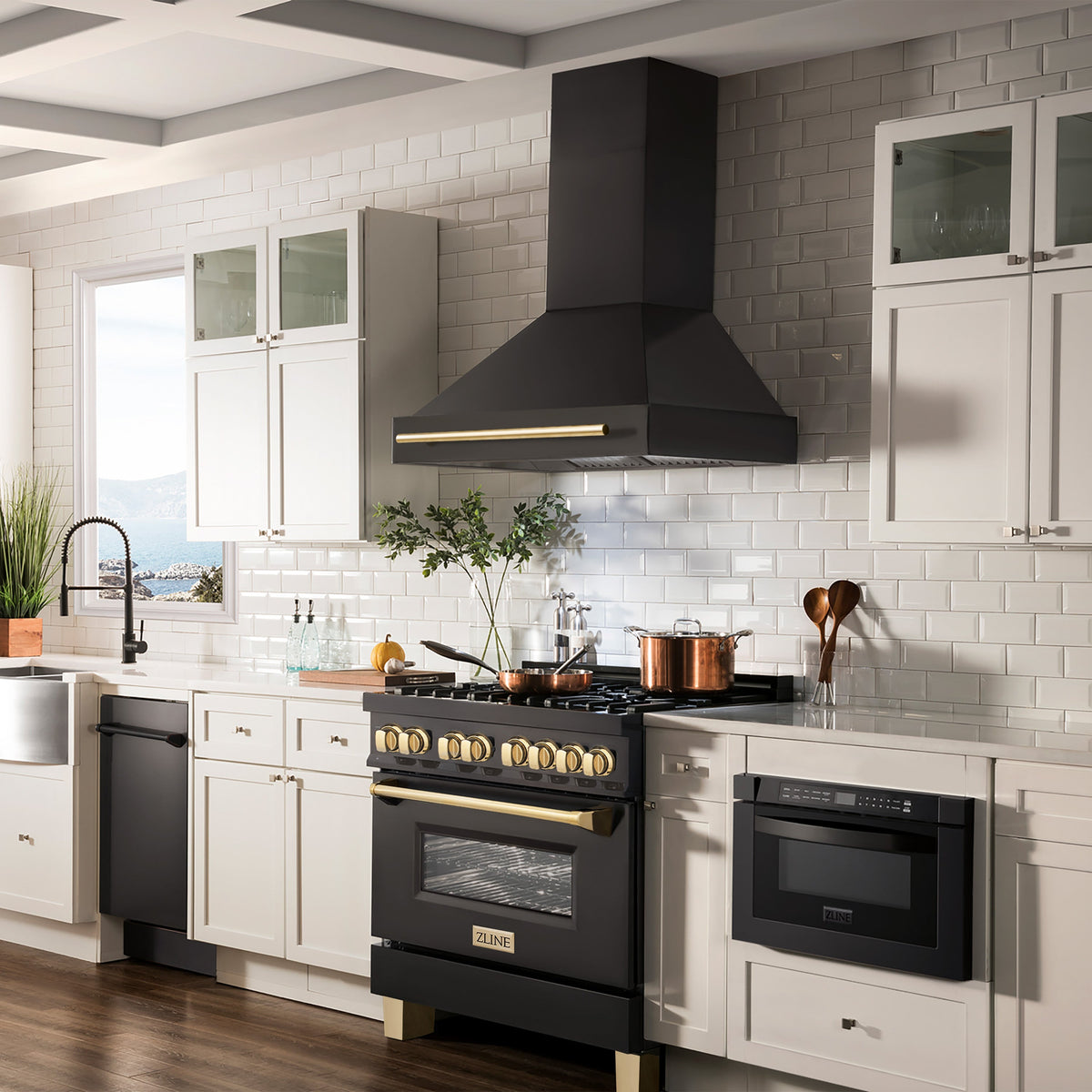ZLINE 36 in. Autograph Edition Black Stainless Steel Range Hood with Handle (BS655Z-36) - MyBBQDirect