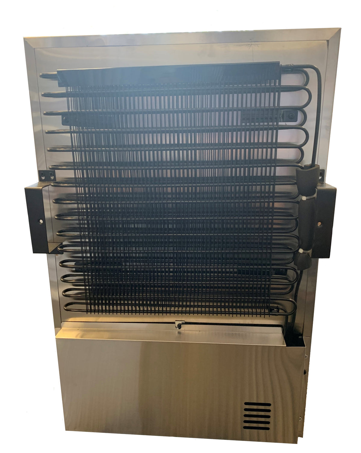 Mont Alpi outdoor rated fridge 