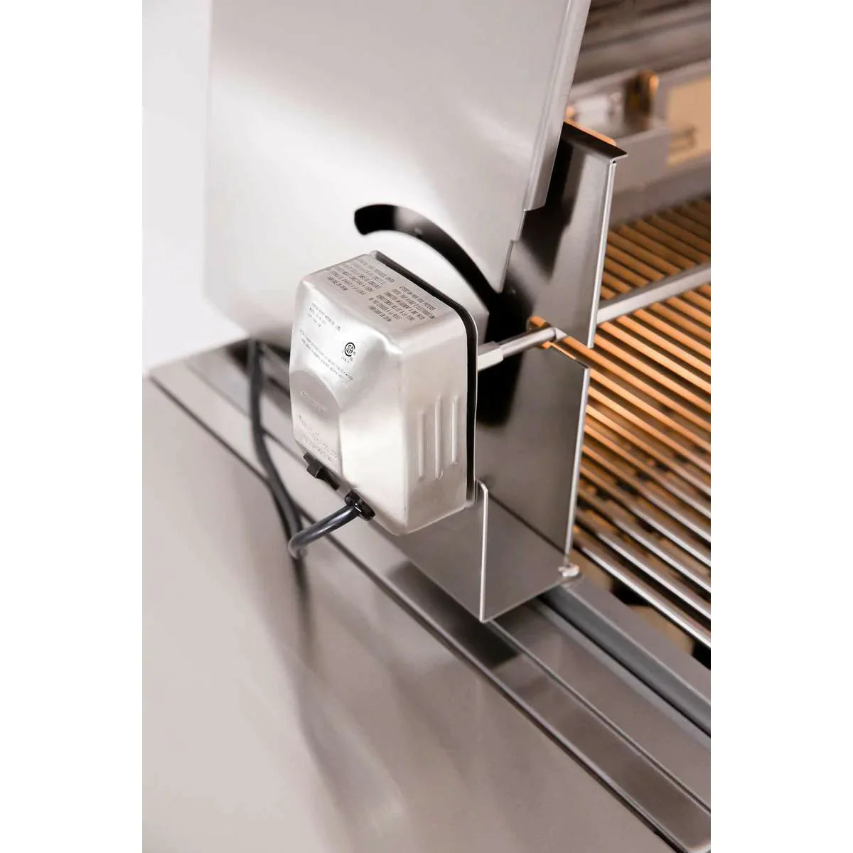 Summerset TRL 38" Built-in Grill Natural Gas or Liquid Propane - TRL38 - MyBBQDirect