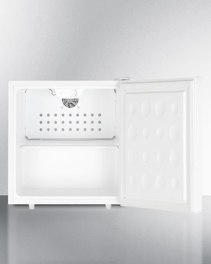 Summit 19" Wide Allergy-Free All-Refrigerator - AZAR2W - MyBBQDirect