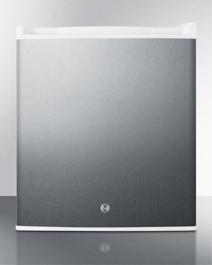Summit Compact All-Refrigerator in White with Digital Thermostat - FFAR25L7SS - MyBBQDirect