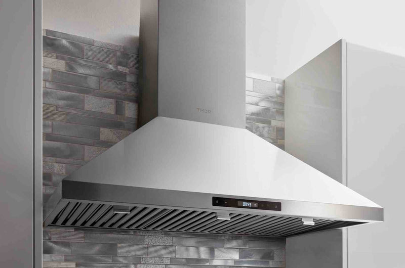 Thor Kitchen 30-Inch Wall Mount LED Light Range Hood in Stainless Steel (HRH3007)