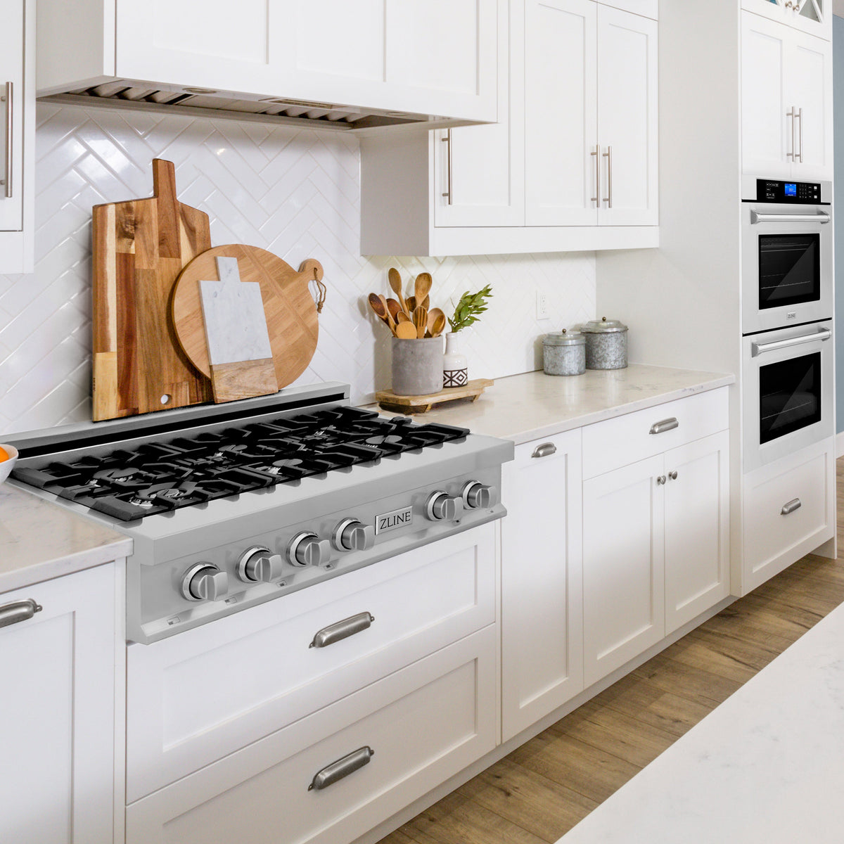 ZLINE Kitchen Package with 36 in. Stainless Steel Rangetop and 30 in. Double Wall Oven (2KP-RTAWD36) - MyBBQDirect