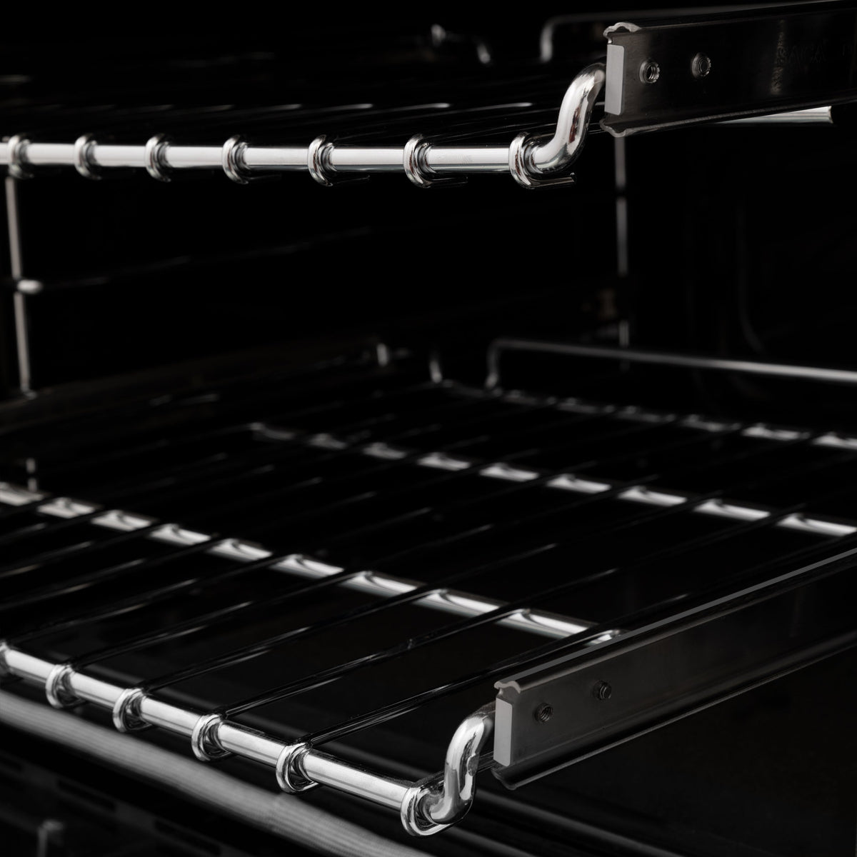 ZLINE 48 in. Kitchen Package with Stainless Steel Dual Fuel Range with DuraSnow Door and Convertible Vent Range Hood (2KP-RASNRH48) - MyBBQDirect