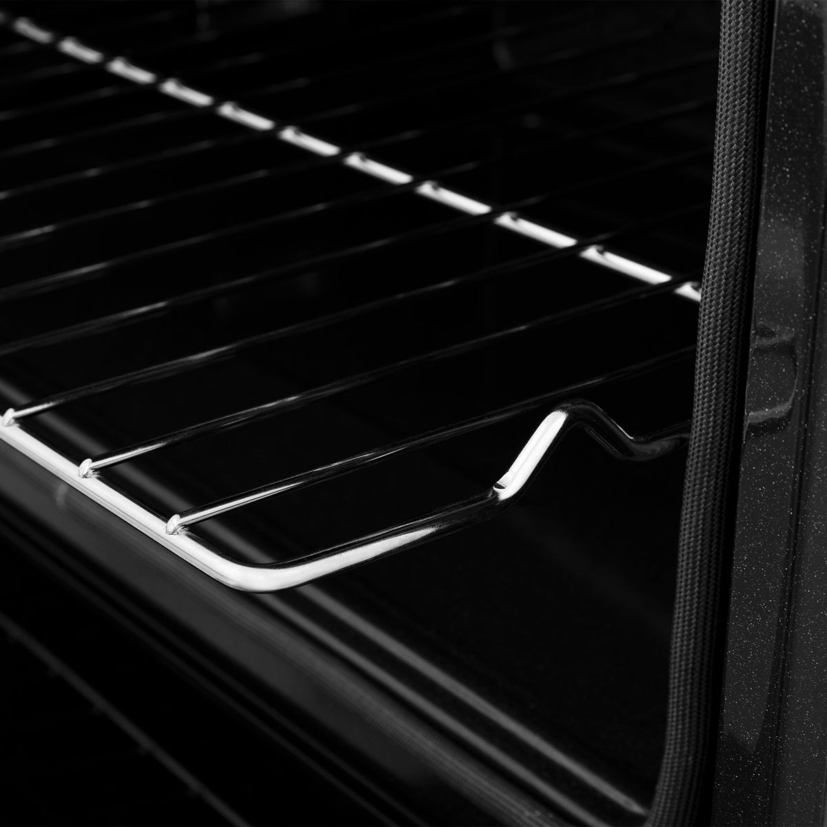 ZLINE Kitchen Package with 30 in. Stainless Steel Rangetop and 30 in. Single Wall Oven (2KP-RTAWS30) - MyBBQDirect