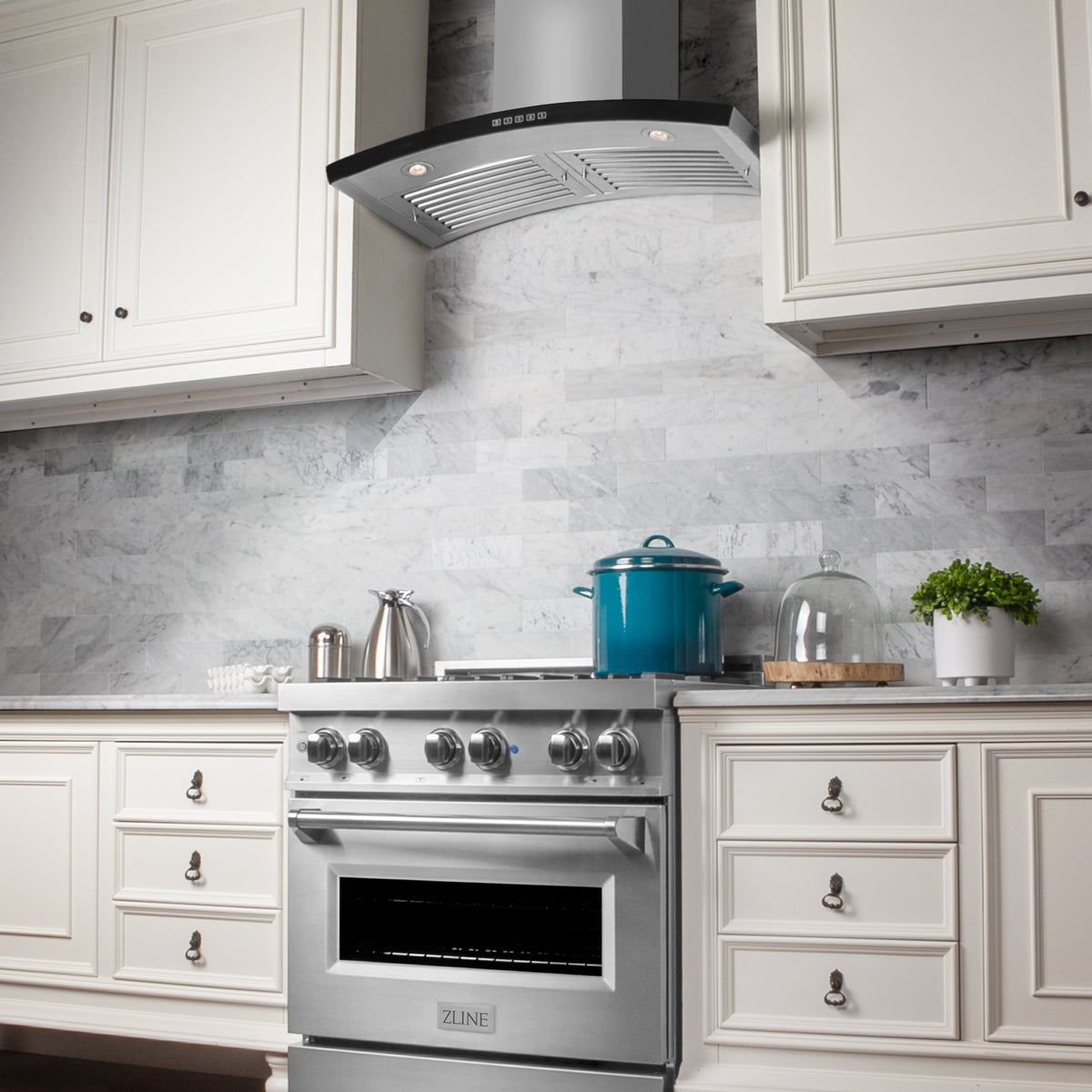ZLINE Wall Mount Range Hood in Stainless Steel (KN6) - MyBBQDirect