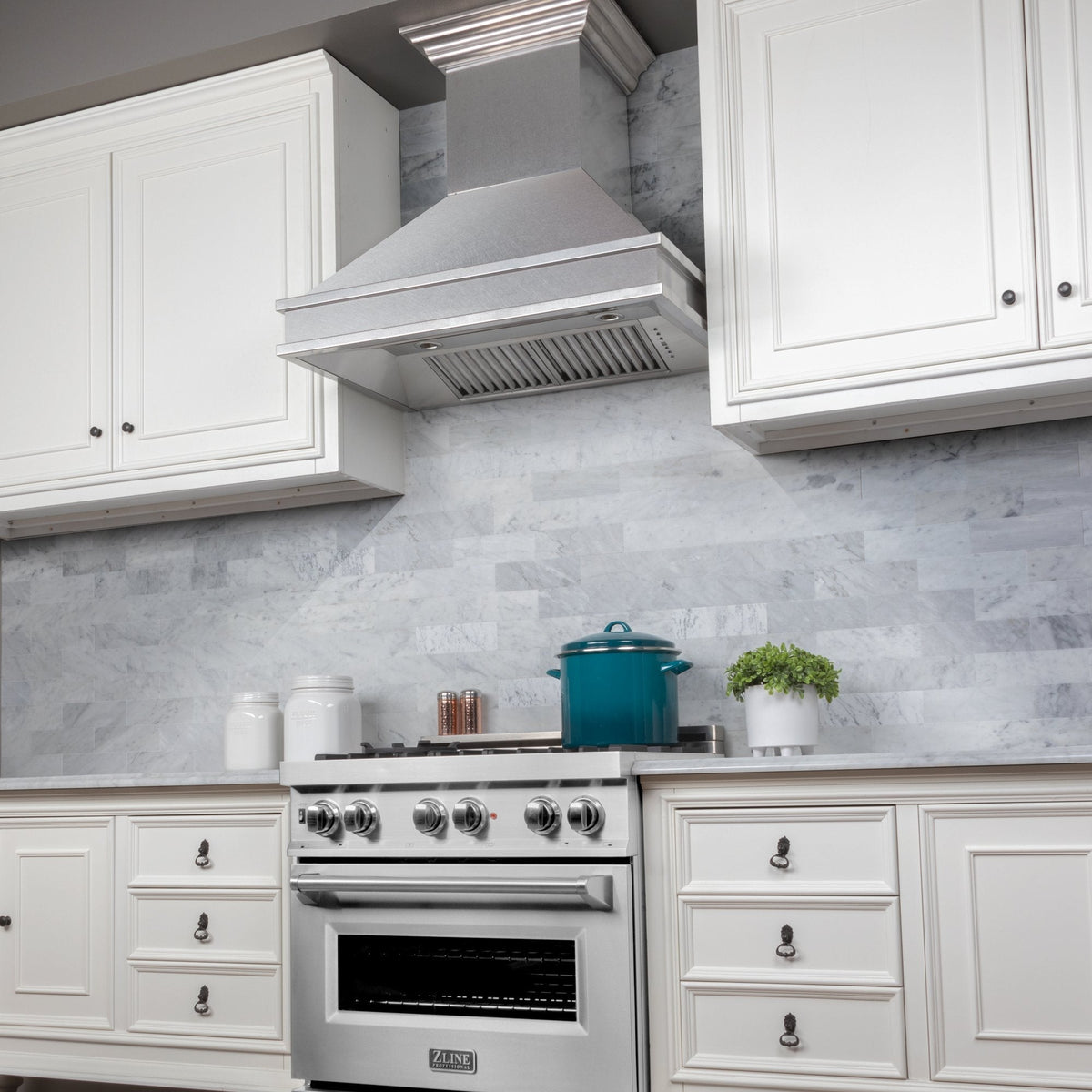 ZLINE Designer Series Fingerprint Resistant Wall Mount Range Hood (8656S) - MyBBQDirect