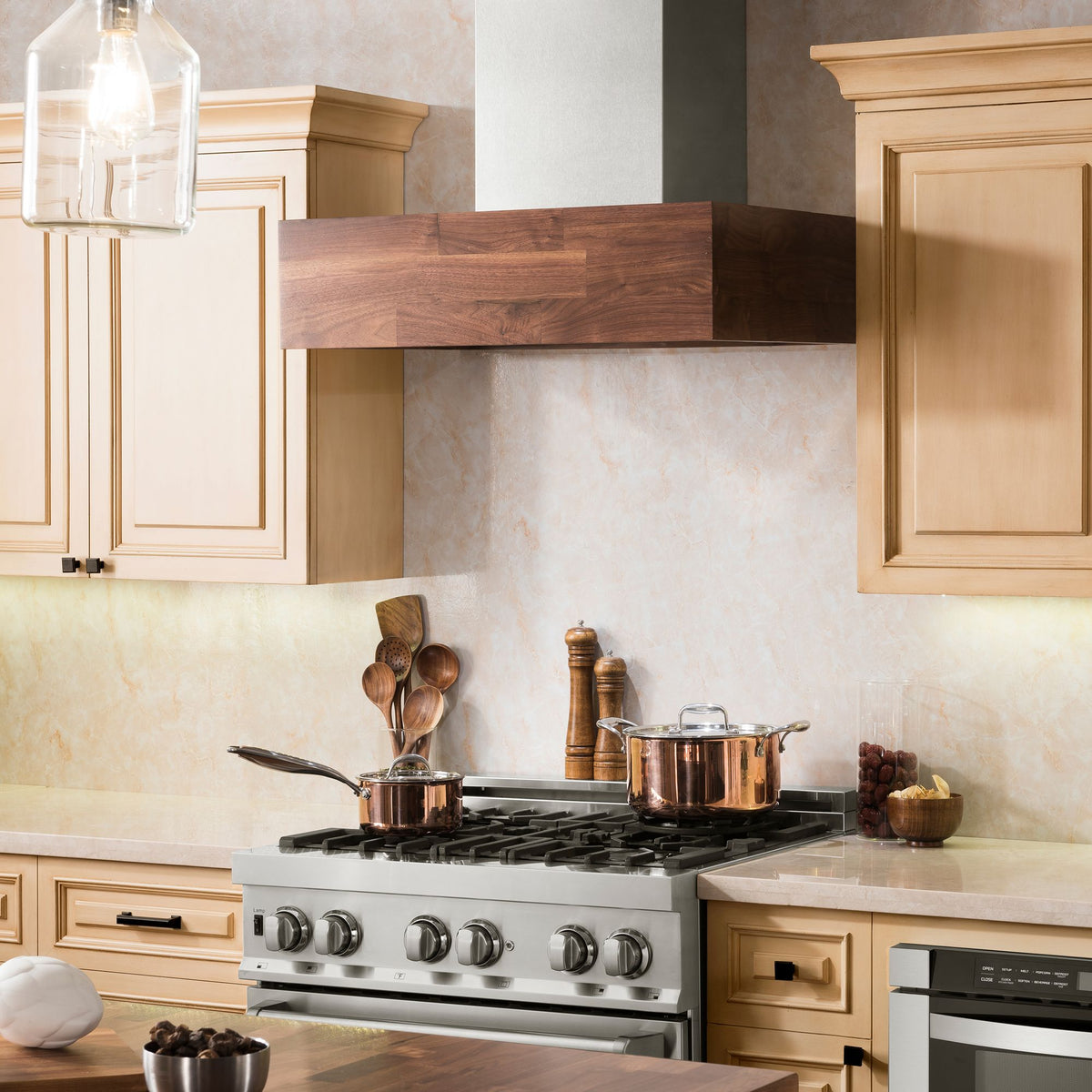 ZLINE Remote Blower Ducted Designer Series Wooden Wall Mount Range Hood in Butcher Block (681W-RD/RS) - MyBBQDirect