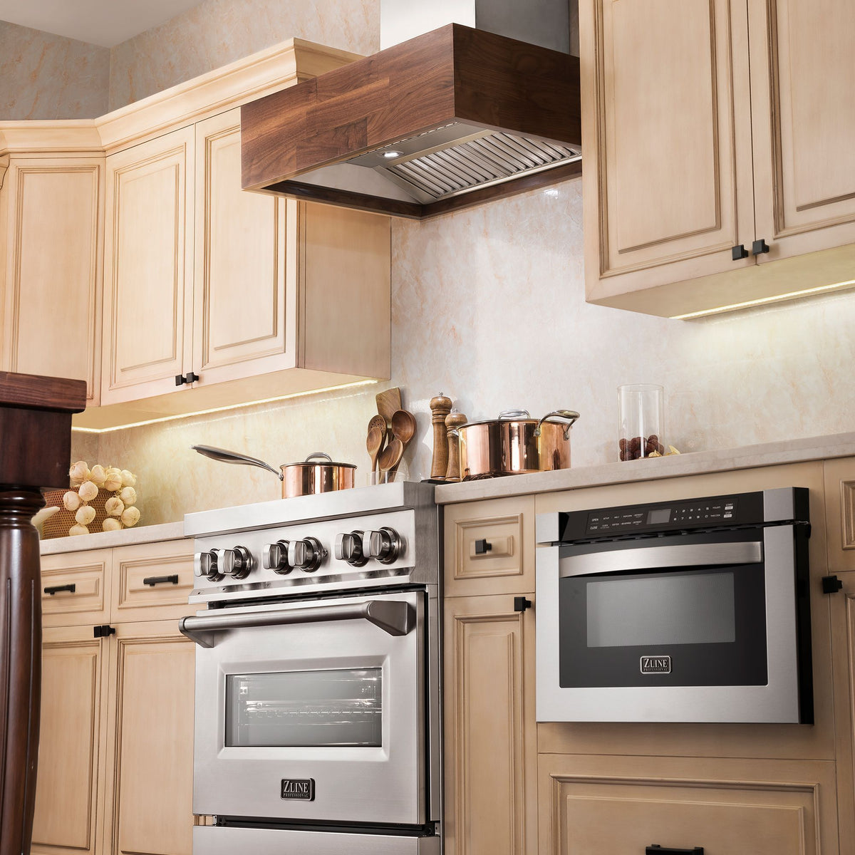 ZLINE Remote Blower Ducted Designer Series Wooden Wall Mount Range Hood in Butcher Block (681W-RD/RS) - MyBBQDirect