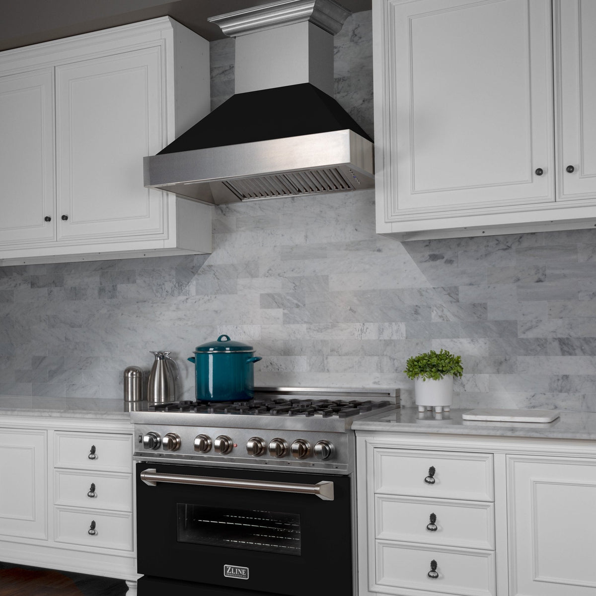 ZLINE Ducted Fingerprint Resistant Stainless Steel Range Hood with Black Matte Shell (8654BLM) - MyBBQDirect