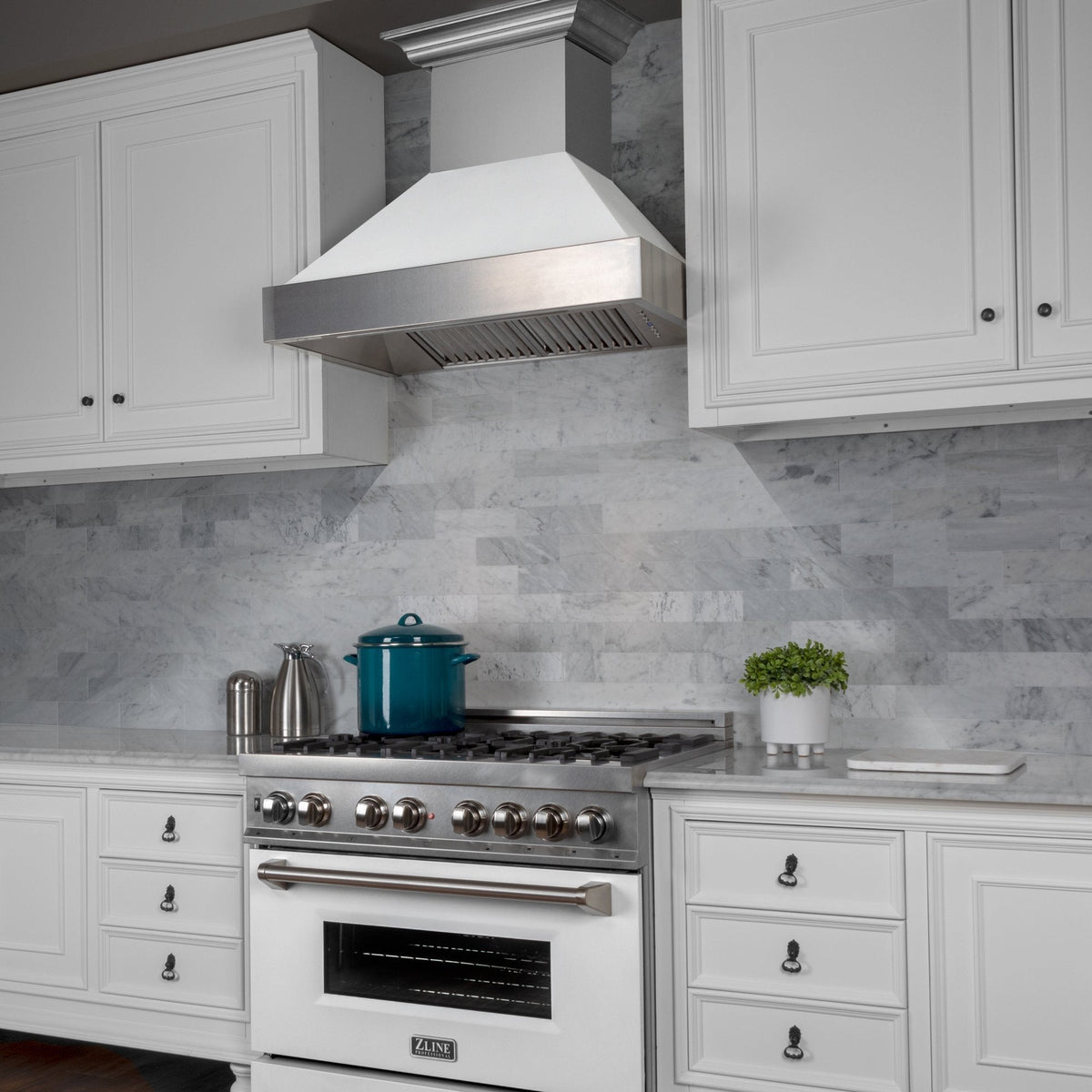 ZLINE Fingerprint Resistant Stainless Steel Range Hood With White Matte Shell (8654WM) - MyBBQDirect