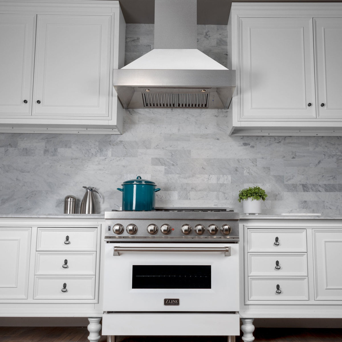 ZLINE Fingerprint Resistant Stainless Steel Range Hood With White Matte Shell (8654WM) - MyBBQDirect