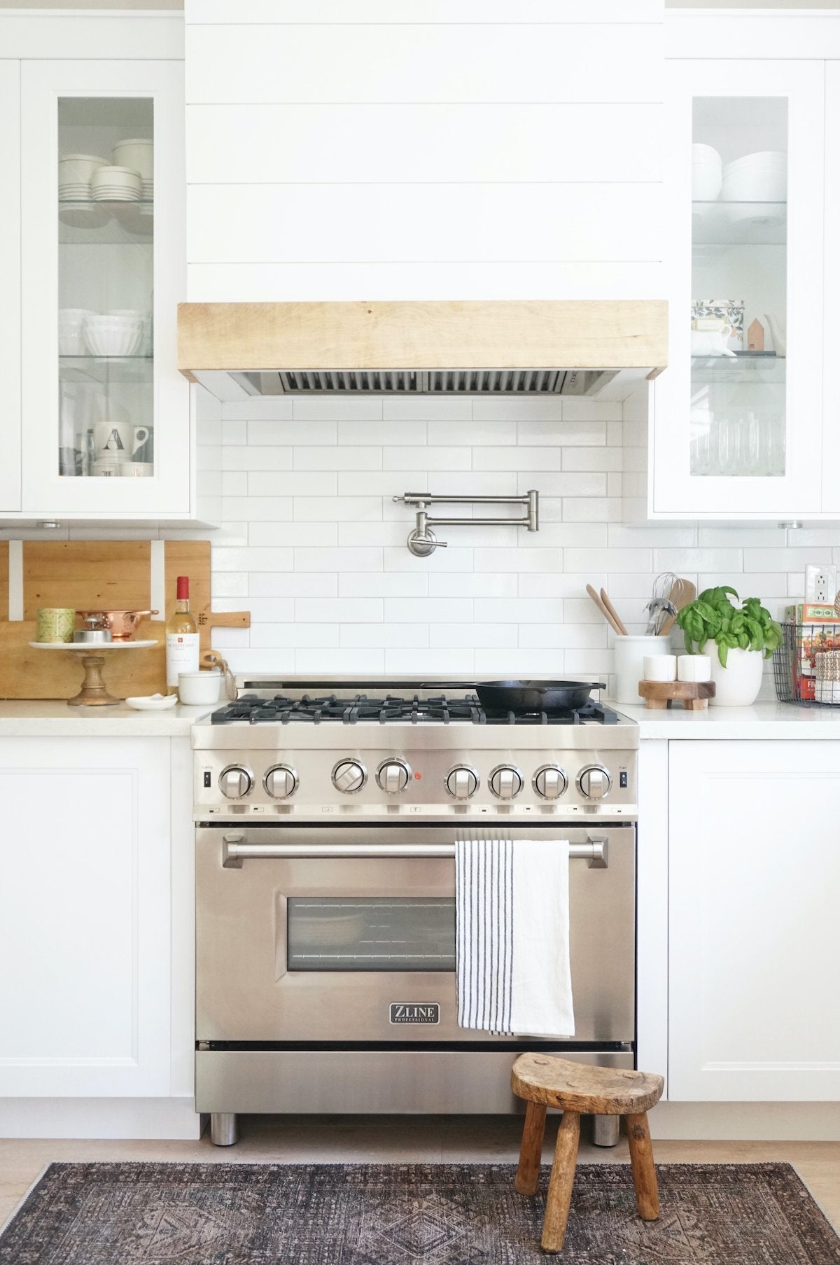 ZLINE Ducted Wall Mount Range Hood Insert in Stainless Steel (721) - MyBBQDirect