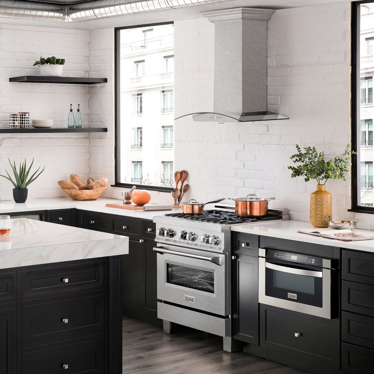 ZLINE Ducted Wall Mount Range Hood in Fingerprint Resistant Stainless Steel & Glass (8KN4S) - MyBBQDirect