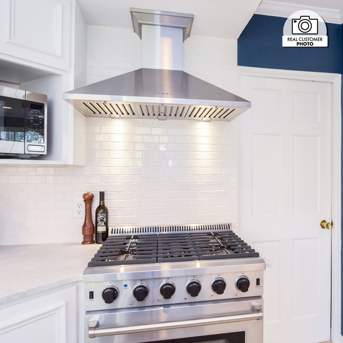ZLINE Convertible Vent Wall Mount Range Hood in Stainless Steel with Crown Molding (KL2CRN) - MyBBQDirect